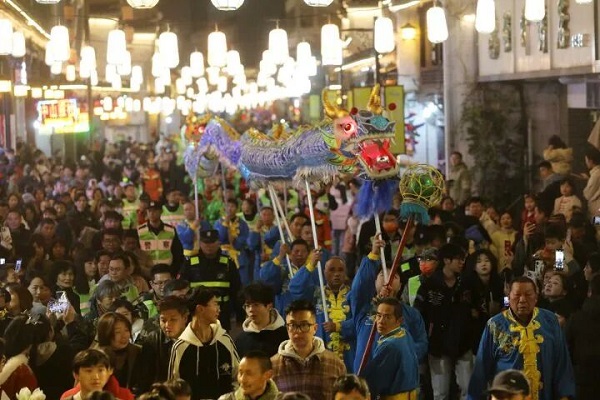 Lantern Festival celebrated in Jiande
