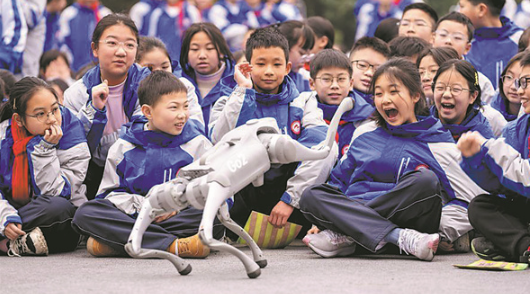 Young minds meet humanoids as study trips gain momentum